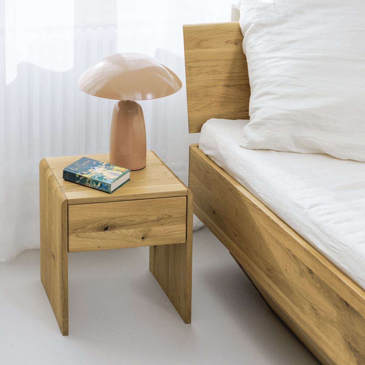 Design Nachttische aus Massivholz