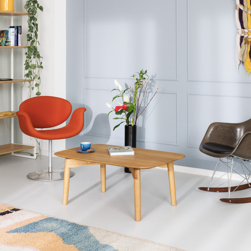 Design Couchtisch Form S aus Eiche 