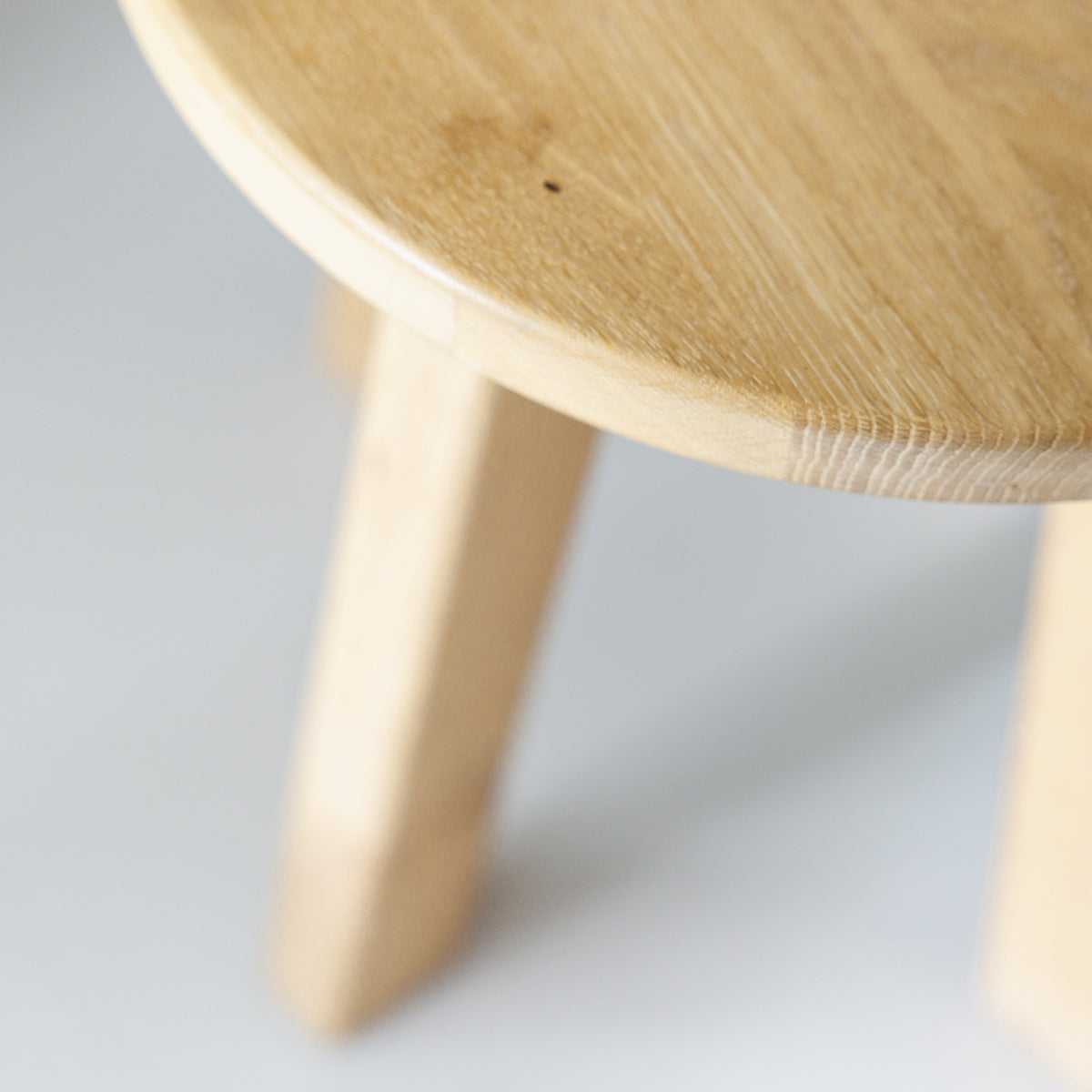 Sitzhocker Eiche Detailansicht