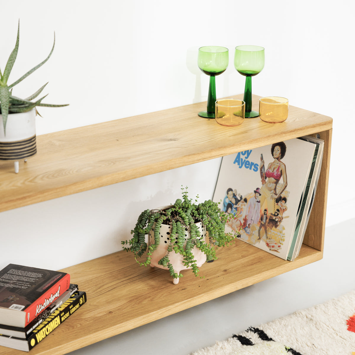 Minimalistisches schwebendes Sideboard Neukölln L aus Wildeiche