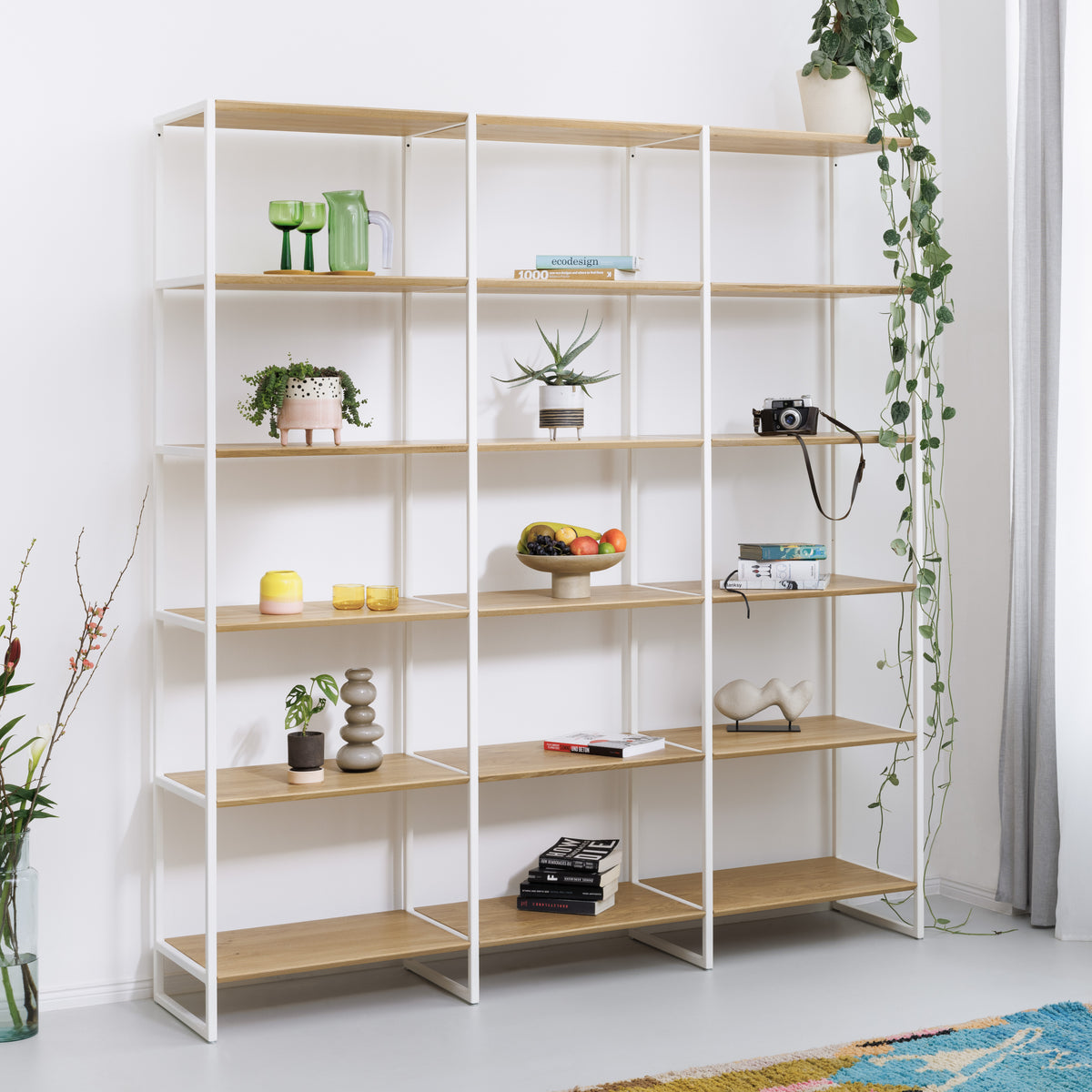 Modulares Regalsystem aus Eiche und Metall
