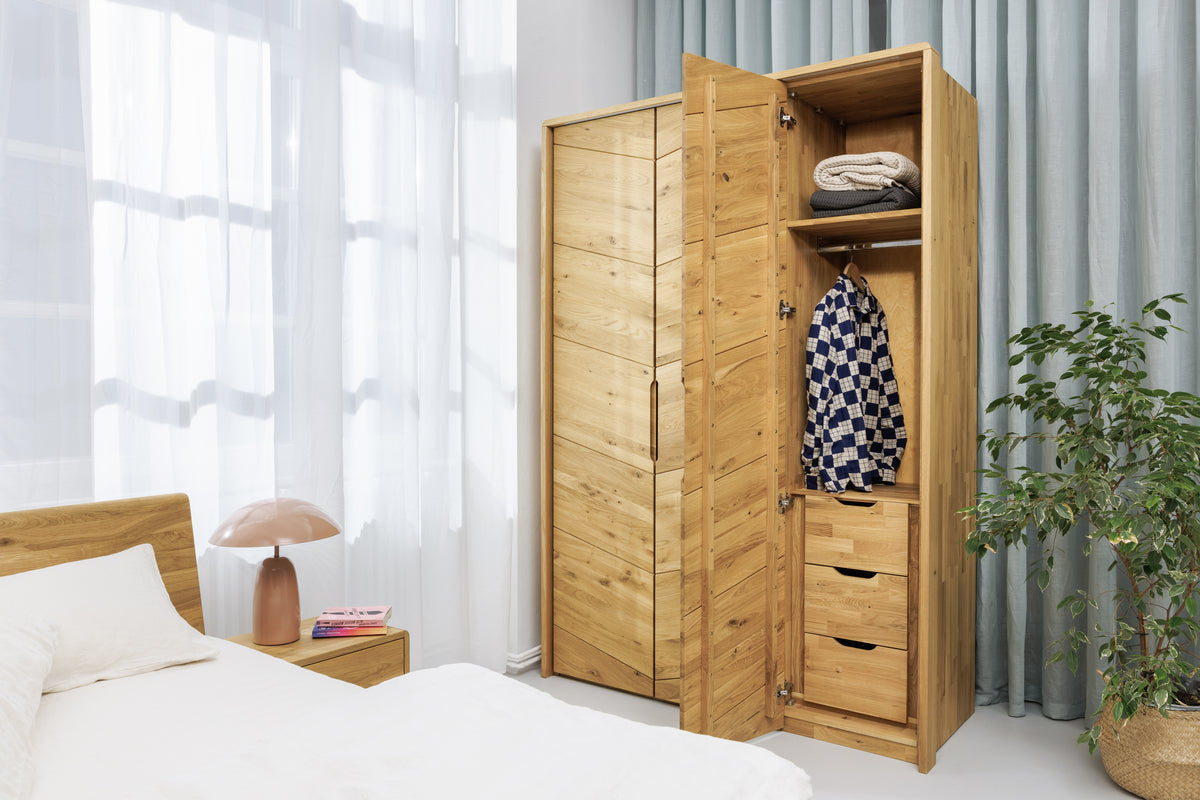 Design Kleiderschrank aus Eiche Massivholz - modular