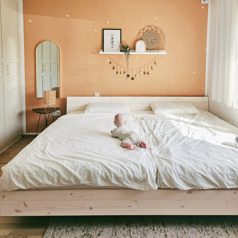 Familienbett weiß für Eltern & Babys